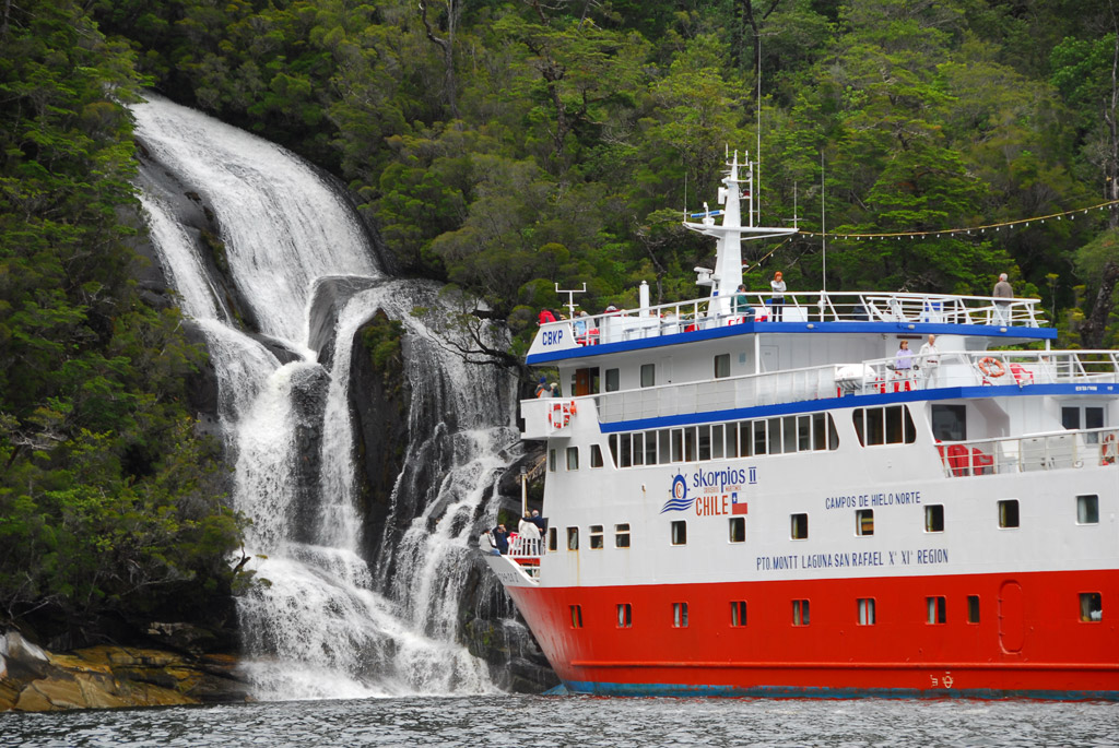 CRUCERO POR FIORDOS Y GLACIARES CHILENOS - imagen 3