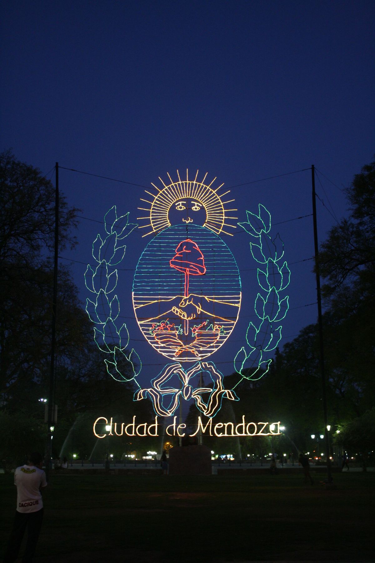 MENDOZA CON ALMUERZO EN BODEGA - imagen 1